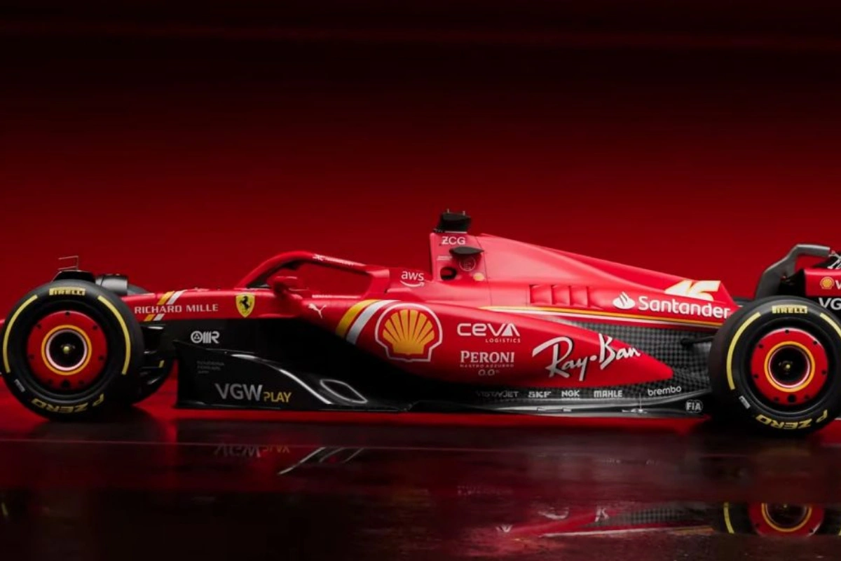 “Ferrari” yeni mövsüm üçün hazırladığı maşını nümayiş etdirdi - FOTO